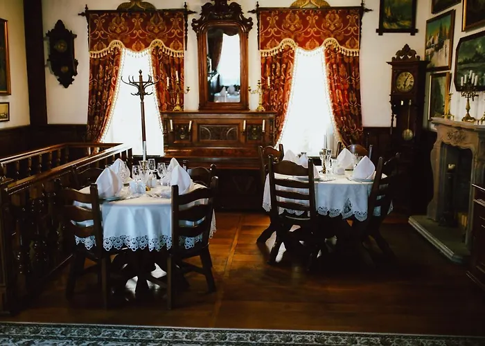 Antique House Hotel