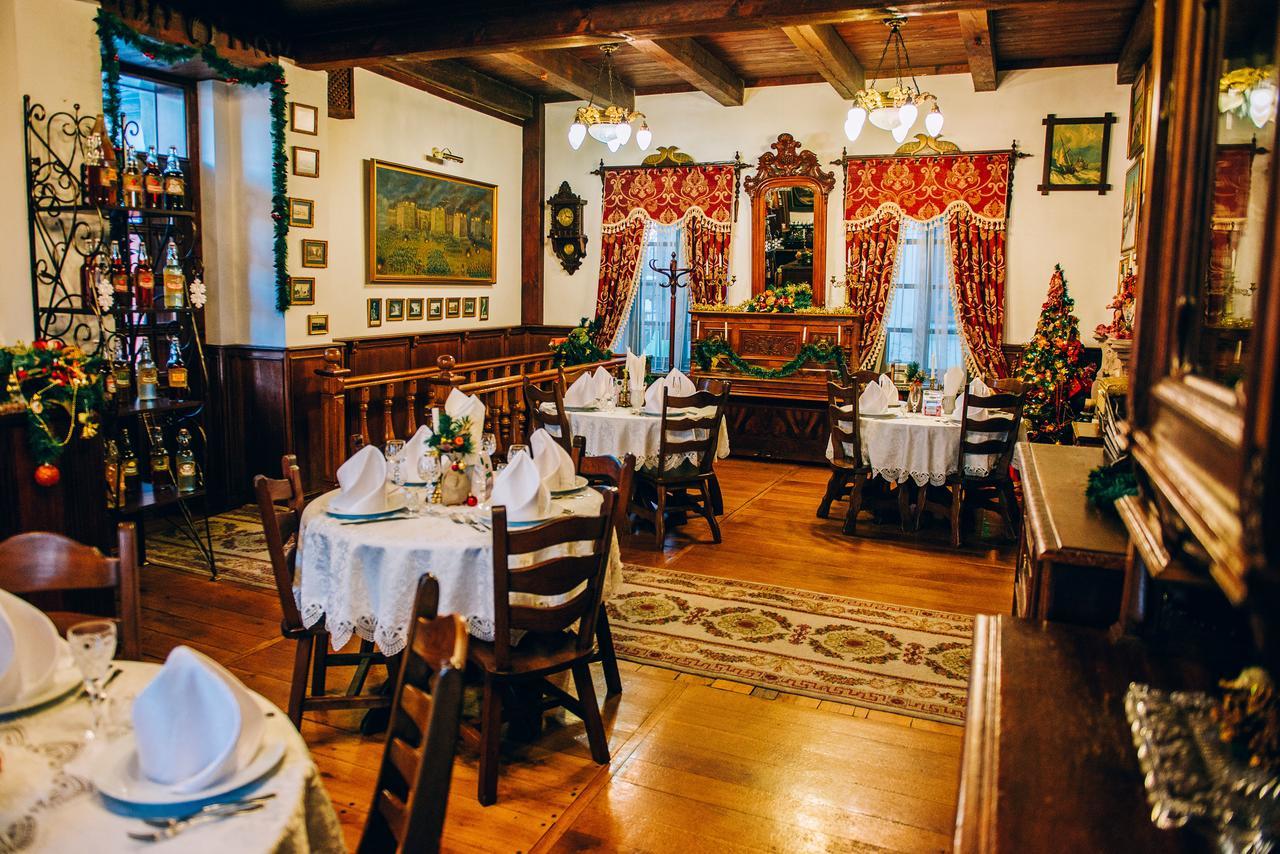 Отель Antique House *