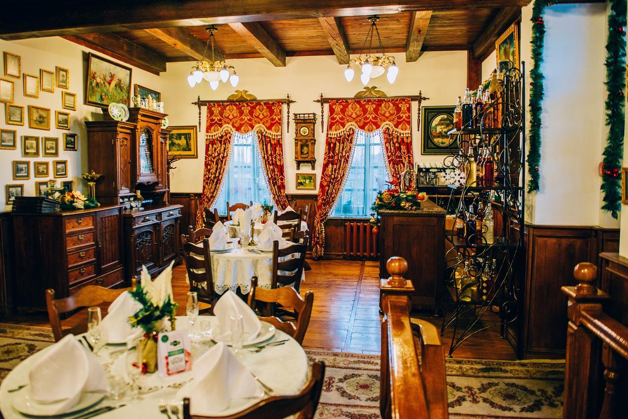 Отель Antique House Дубно
